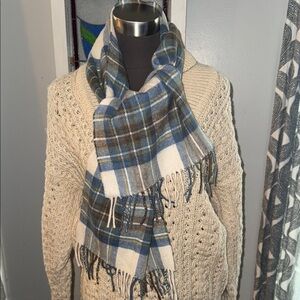 Quills Woolen Market Ireland 100% Wool Plaid Scarf